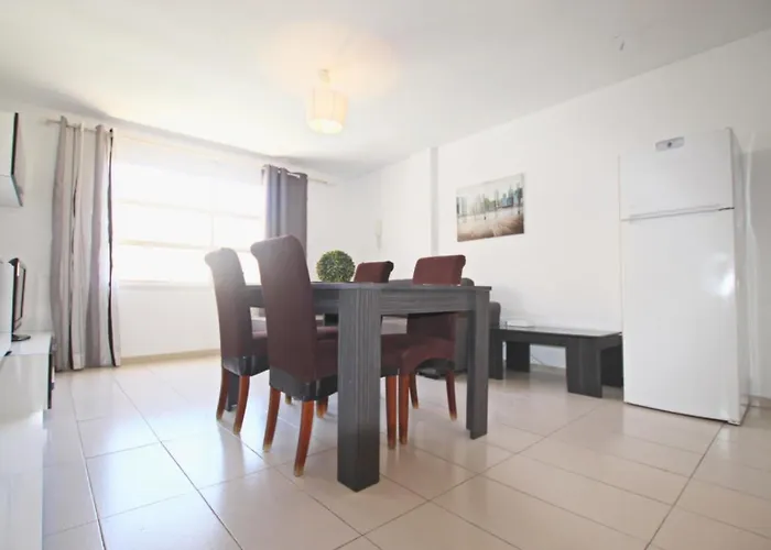 Camison Vistas Wifi Pool Americas Apartman *